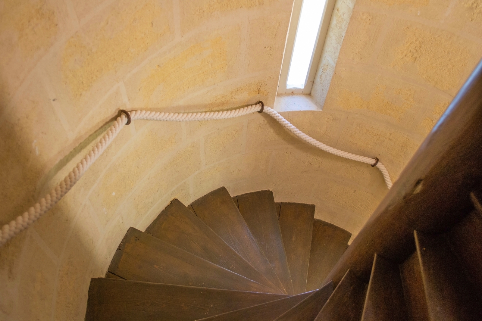 Escalier en colimaçon en pierre