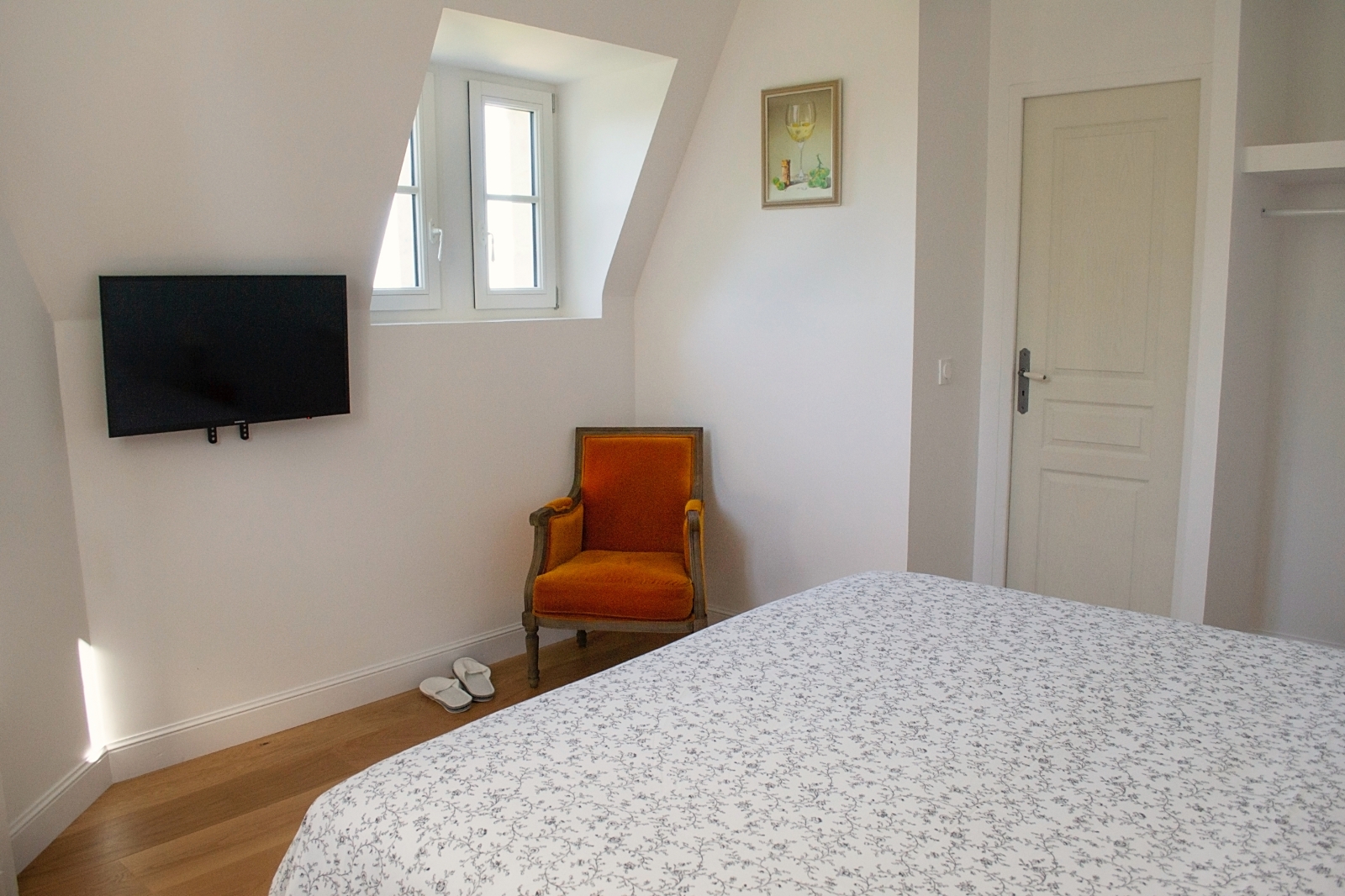 Suite de la Tour — vue lit